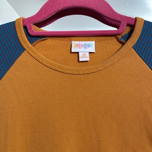 LuLaRoe XS color block ribbed shirt.  Orange with blue and red sleeves - Picture 5 of 9